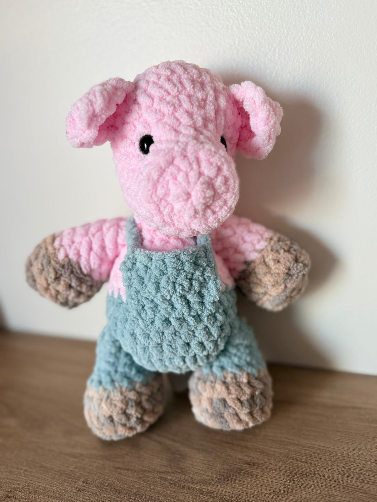 handmade crochet stuffed pig plushie